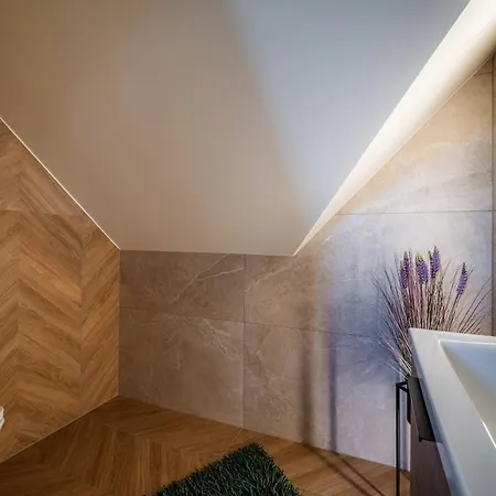 Jaworowe Nyaraló Chochołów